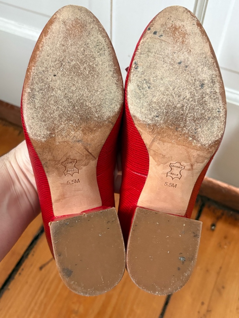 Tory Burch Kira Tassel Embossed Leather Chunky Heels Red Scarlet Ruby, Size 5.5 - Picture 8 of 9